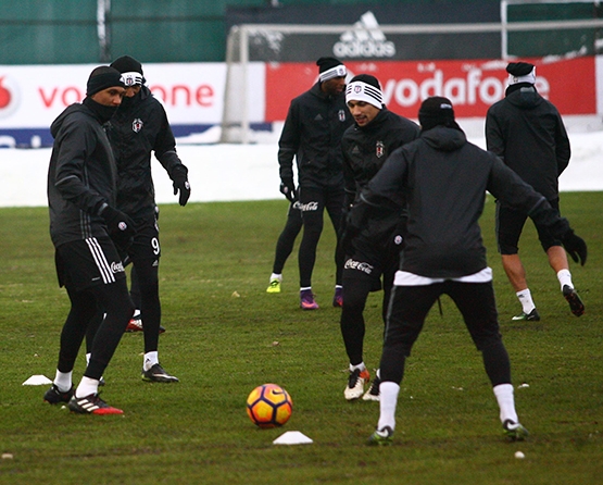 Beşiktaş'ta Osmanlıspor maçı hazırlıkları böyle başladı (Galeri) - Görsel 2