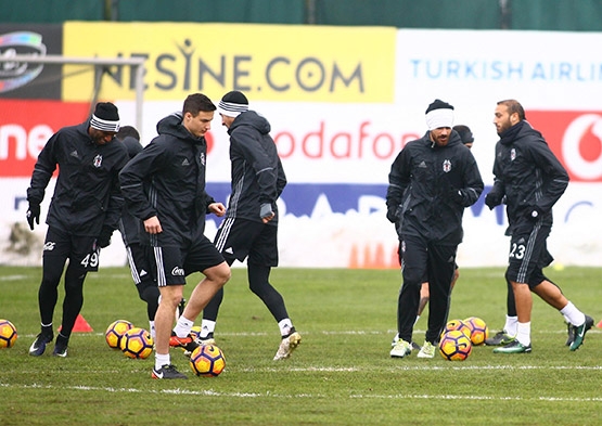 Beşiktaş'ta moraller yerinde... İşte bugünkü antrenmandan kareler - Görsel 8