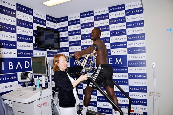 Demba Ba'nın sağlık kontrolünden kareler - Görsel 5