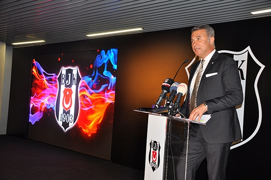 Beşiktaş'ta Divan Kurulu'nun yeni üyelerine rozetleri takıldı - Görsel 13