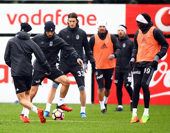 Beşiktaş'a dur durak yok! İşte bugünkü antrenmandan kareler - Görsel 14