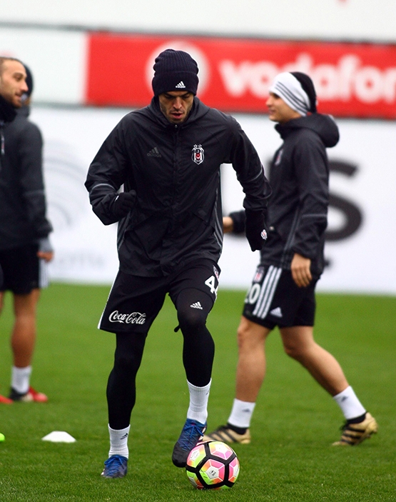 Beşiktaş'a dur durak yok! İşte bugünkü antrenmandan kareler - Görsel 15