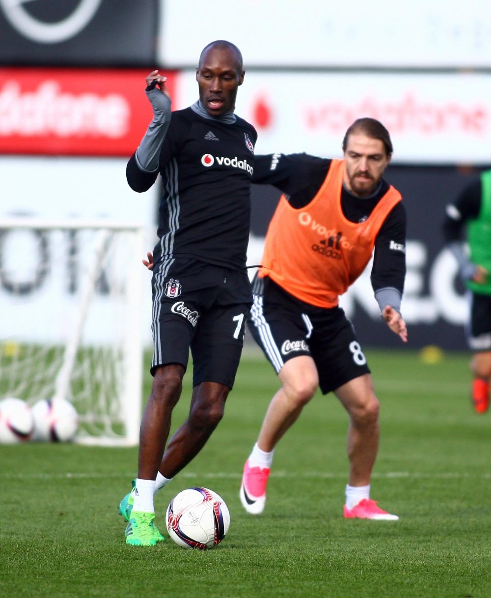 Beşiktaş'ın 10 Nisan antrenmanından kareler - Görsel 11