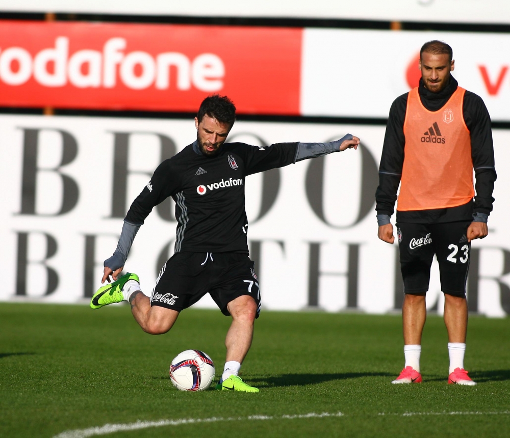 Beşiktaş'ın 10 Nisan antrenmanından kareler - Görsel 9