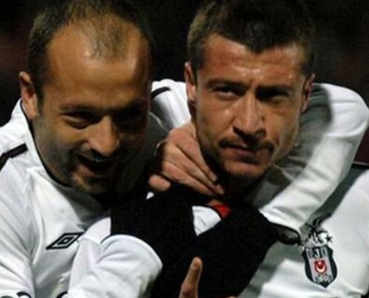 DERBİYE DOĞRU | İşte fotoğraflarıyla unutulmaz Beşiktaş Fenerbahçe derbileri - Görsel 7