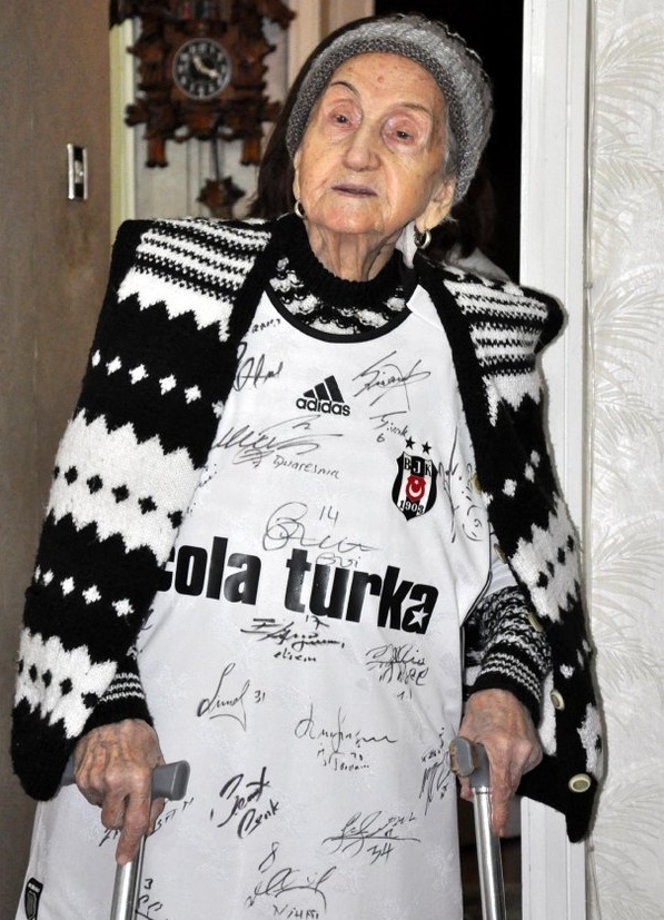 Bir asırlık Beşiktaş aşkı: Meryem Nine - Görsel 8