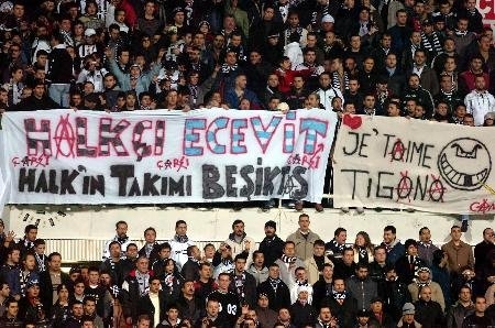 Beşiktaş tribünlerinin futbol dışı pankartları 1 - Görsel 16