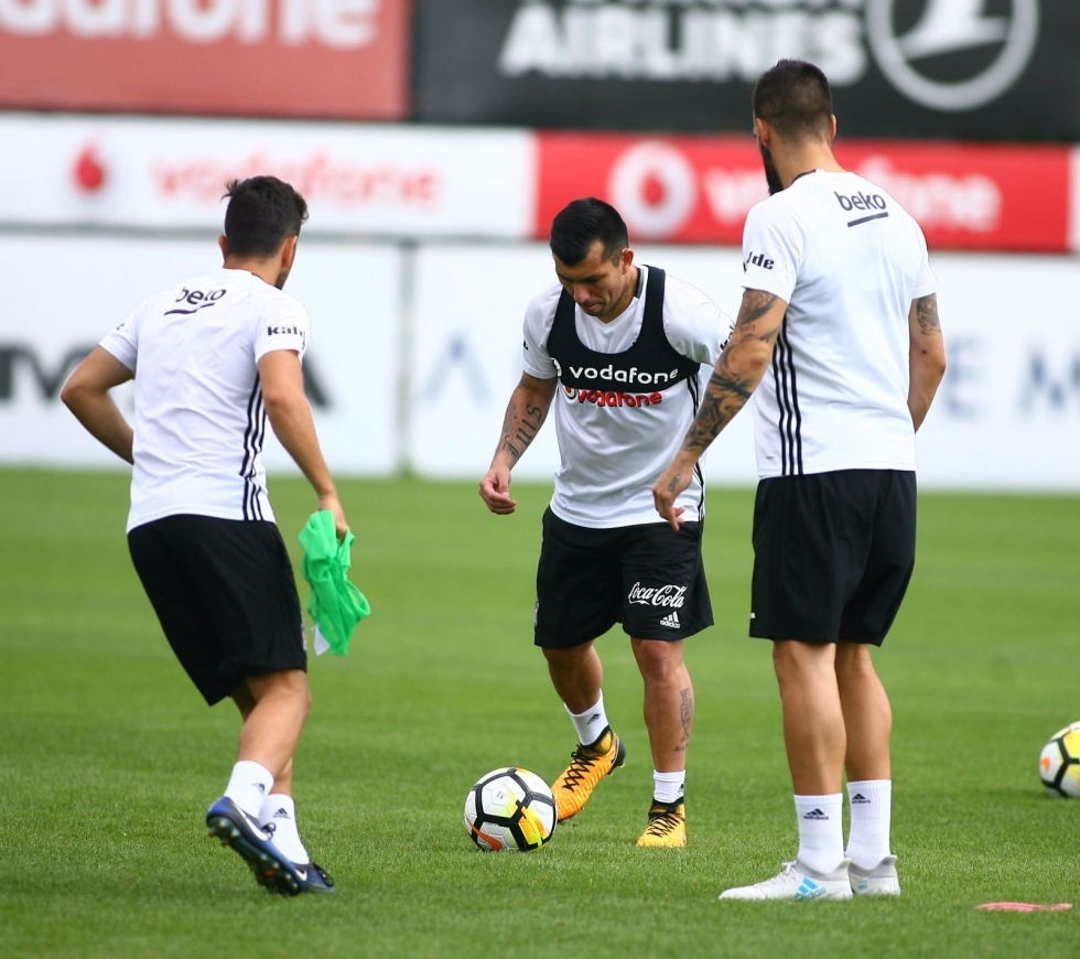 İşte Beşiktaş'ın bugünkü idmanından kareler! - Görsel 8
