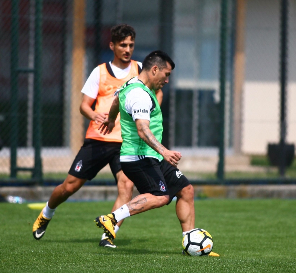 İşte Beşiktaş'ın bugünkü idmanından kareler! - Görsel 9