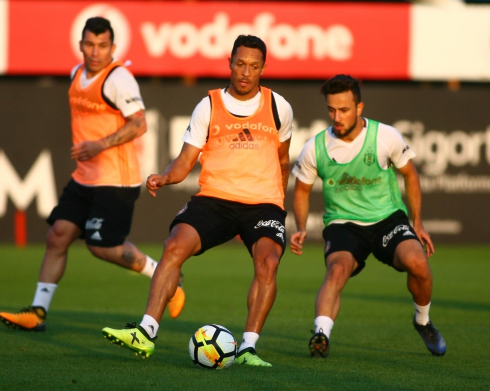 İşte Beşiktaş'ın bugünkü idmanından kareler! - Görsel 7